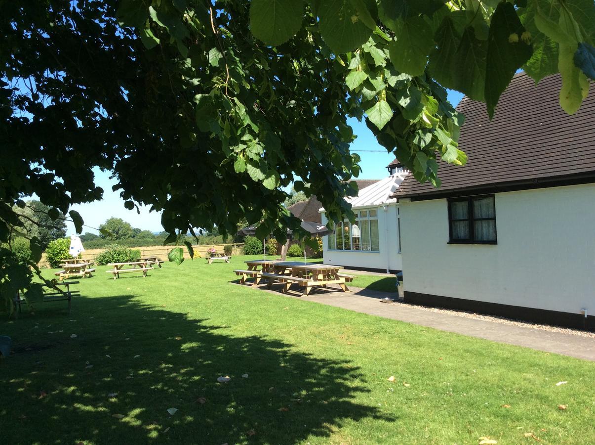The Fountain Oldwood Hotel Tenbury Exterior photo